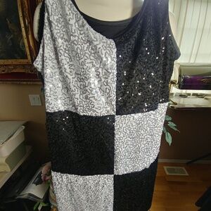 Sequin Black and Silver Squares Tank Style XXL Top Weissman